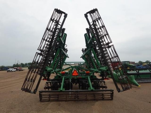 Image of John Deere 2623VT equipment image 4