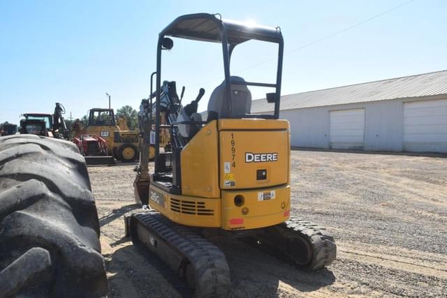 Image of John Deere 26G equipment image 1