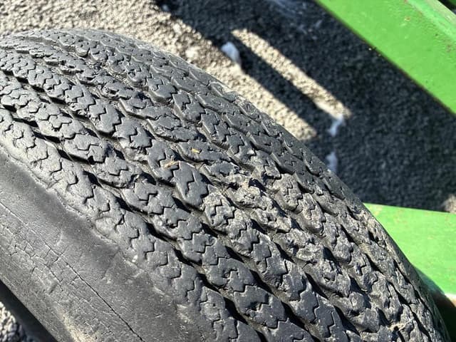 Image of John Deere 27 equipment image 4