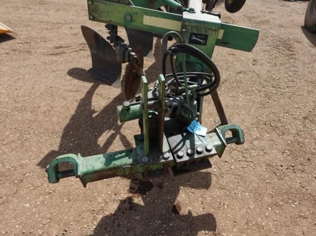 Image of John Deere 2700 equipment image 4