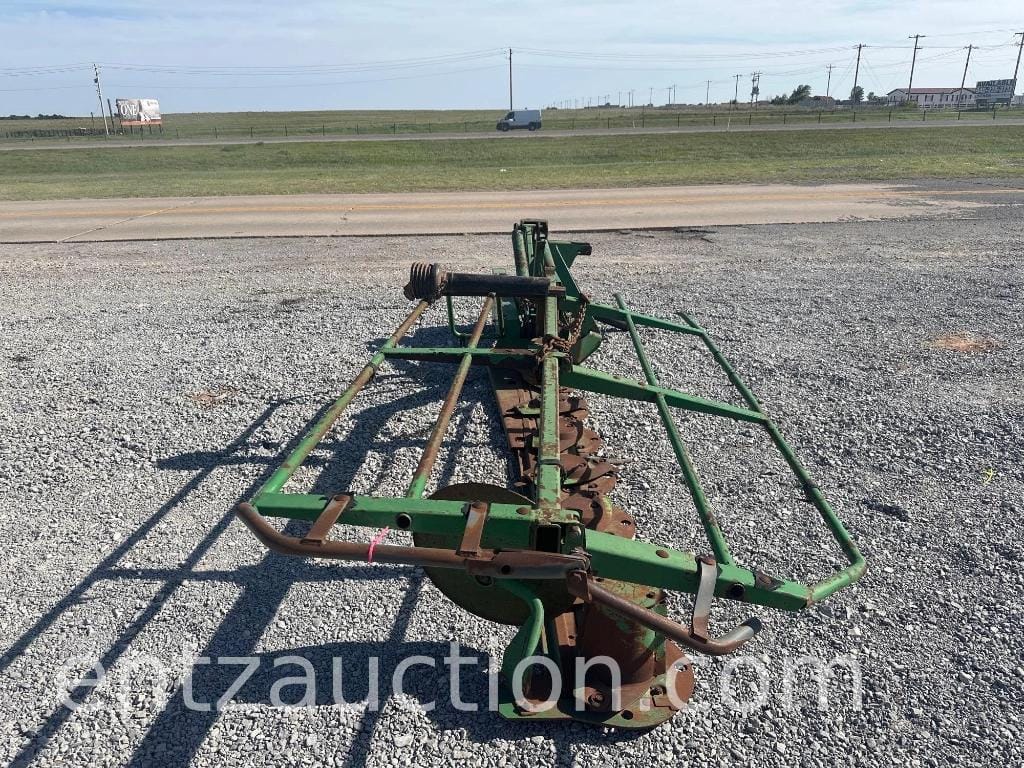 John Deere 275 Equipment Image0
