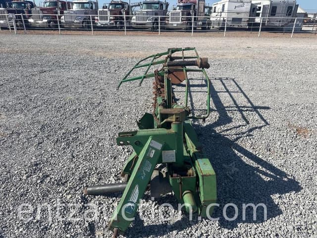 Image of John Deere 275 equipment image 4