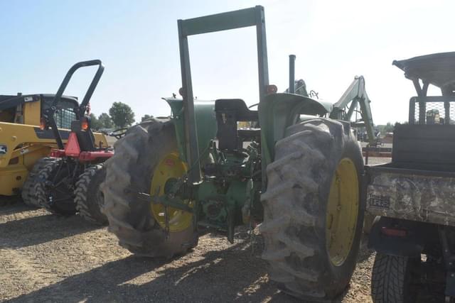 Image of John Deere 2750 equipment image 2