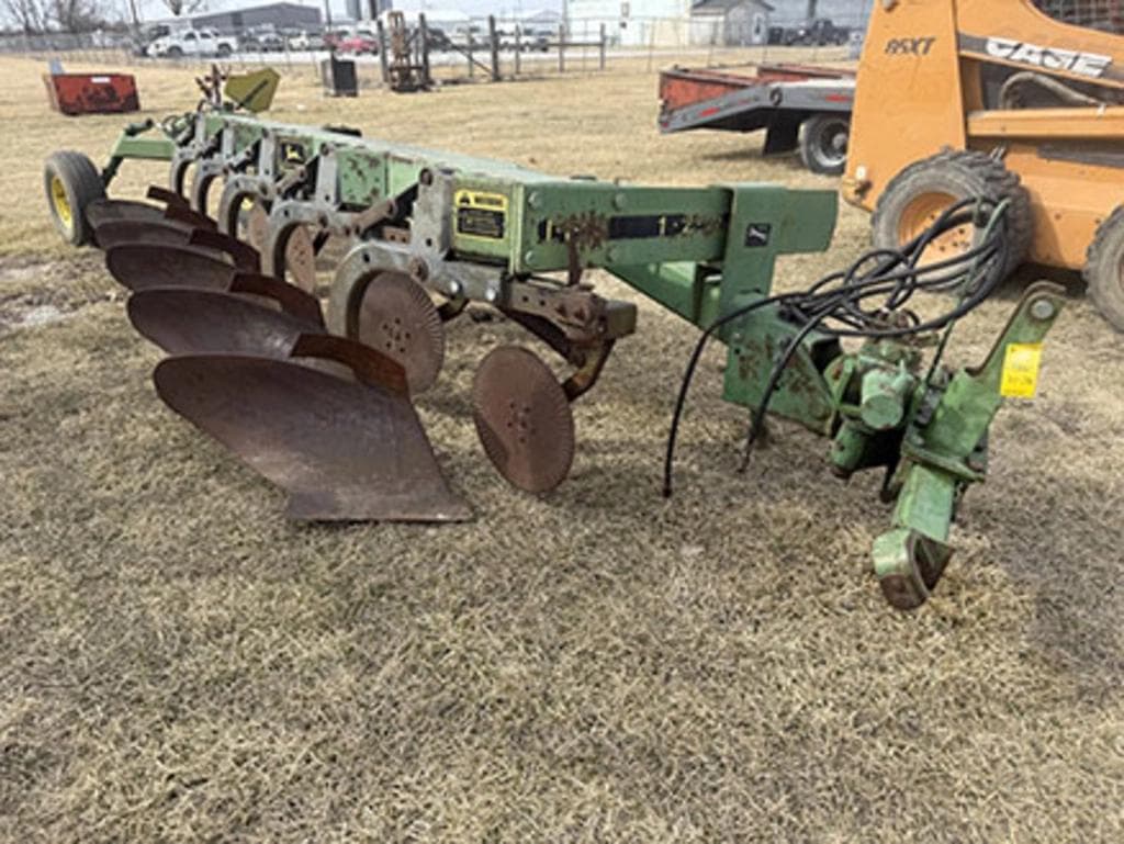 Image of John Deere 2800 Primary image