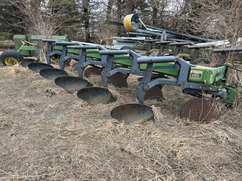 John Deere 2800 Equipment Image0