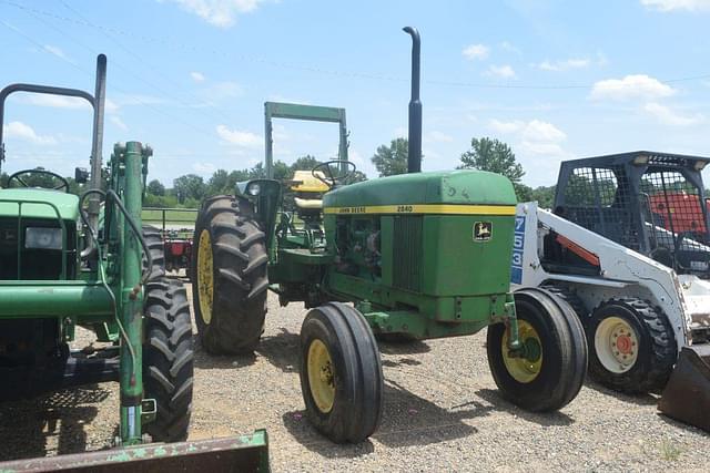 Image of John Deere 2840 equipment image 3