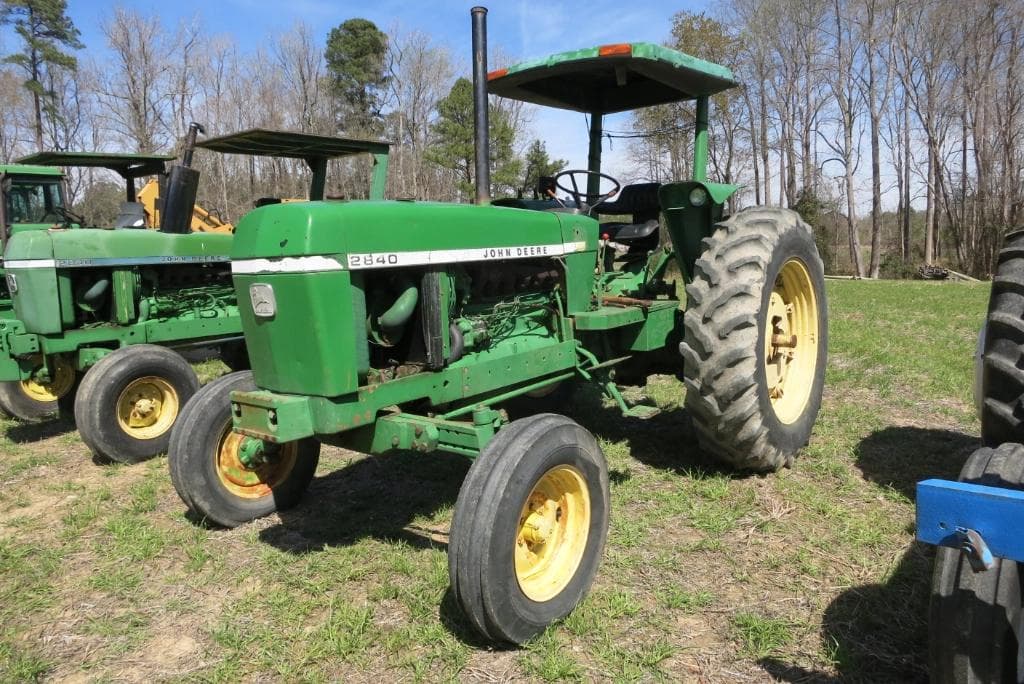 Image of John Deere 2840 Primary image