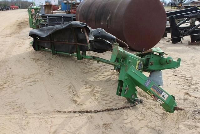 Image of John Deere 285 equipment image 1
