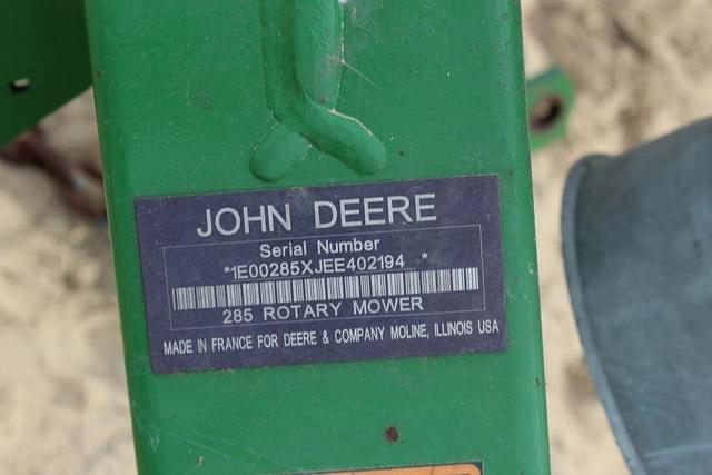 Image of John Deere 285 equipment image 2