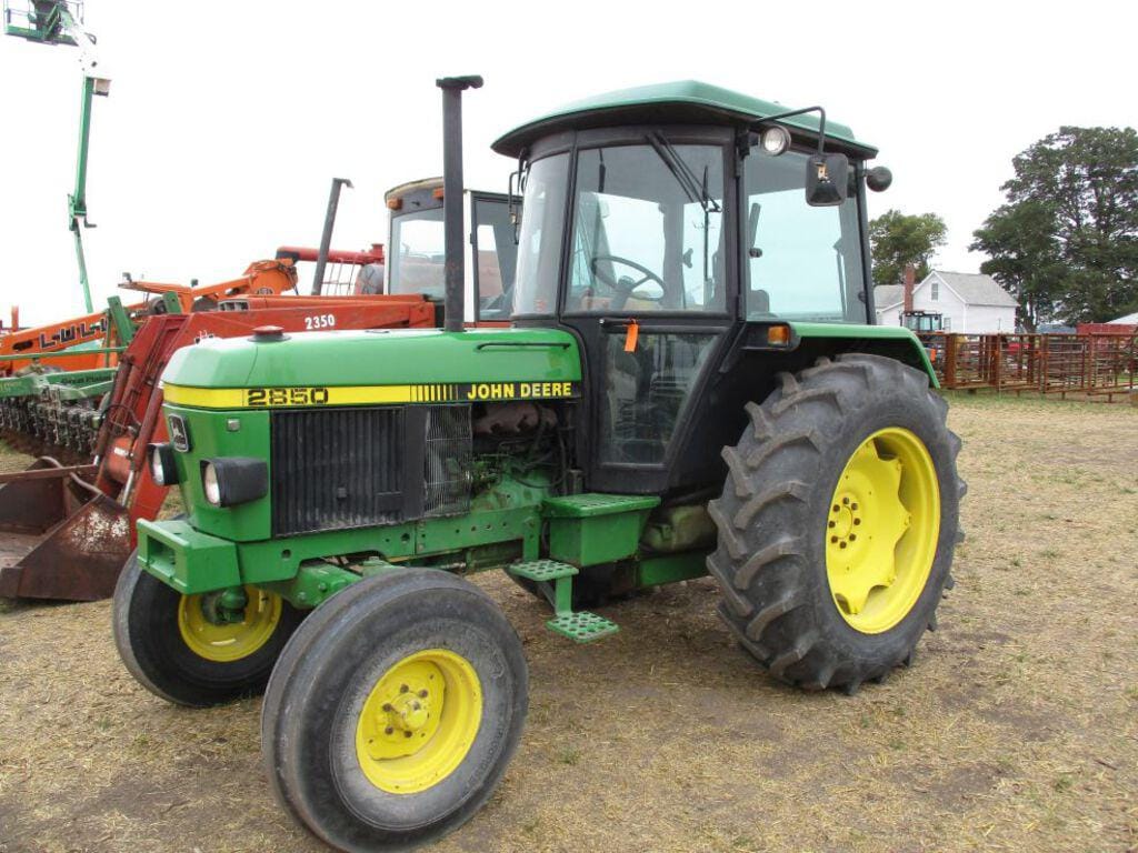 Main image John Deere 2850