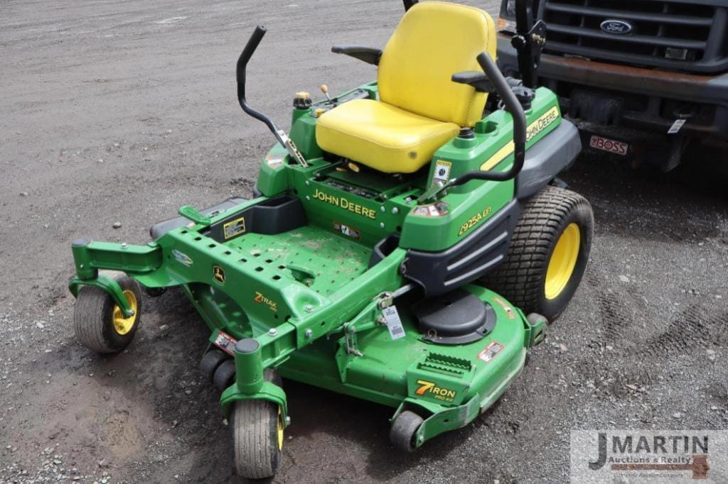 John Deere 2925A Equipment Image0