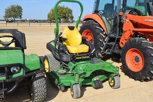 Image of John Deere ZTrak equipment image 1