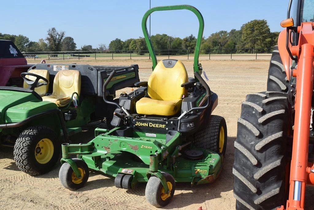 Image of John Deere ZTrak Primary image