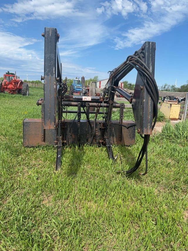 Image of John Deere 2940 equipment image 3