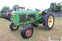 John Deere 2940 Image