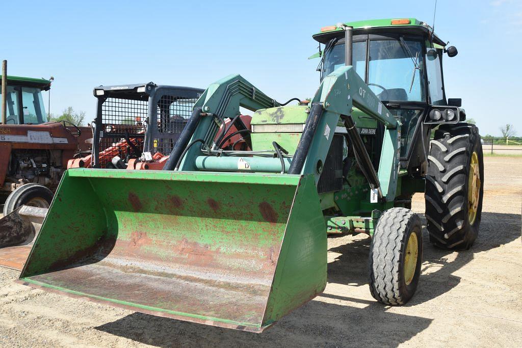 Image of John Deere 2955 Primary image