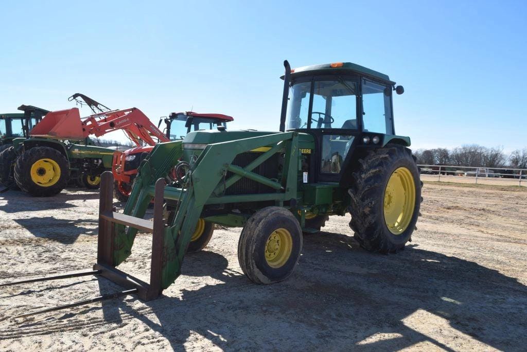 Main image John Deere 2955