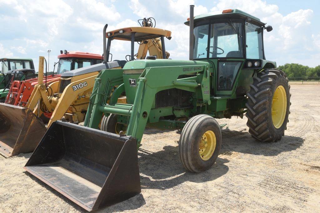 Image of John Deere 2955 Primary image