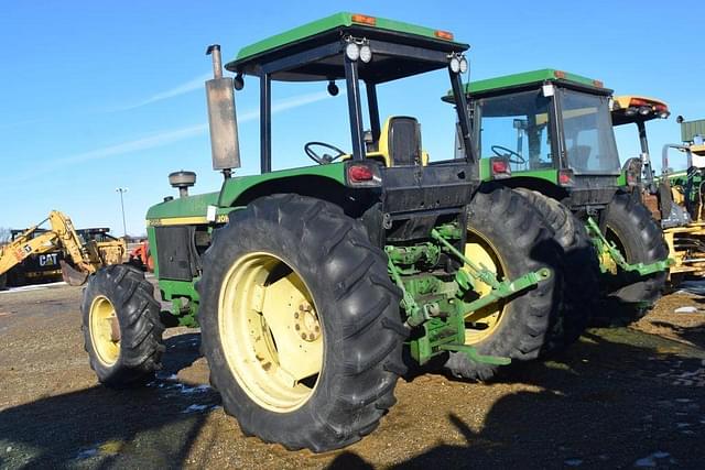 Image of John Deere 2955 equipment image 1