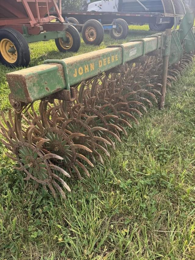 Image of John Deere 400 equipment image 3