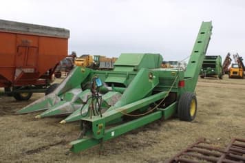 Main image John Deere 300