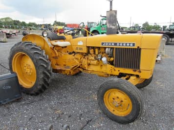 Main image John Deere 300