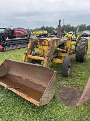 John Deere 301 Image
