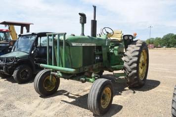 Main image John Deere 3010