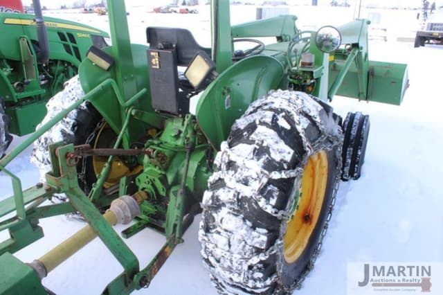 Image of John Deere 3010 equipment image 4
