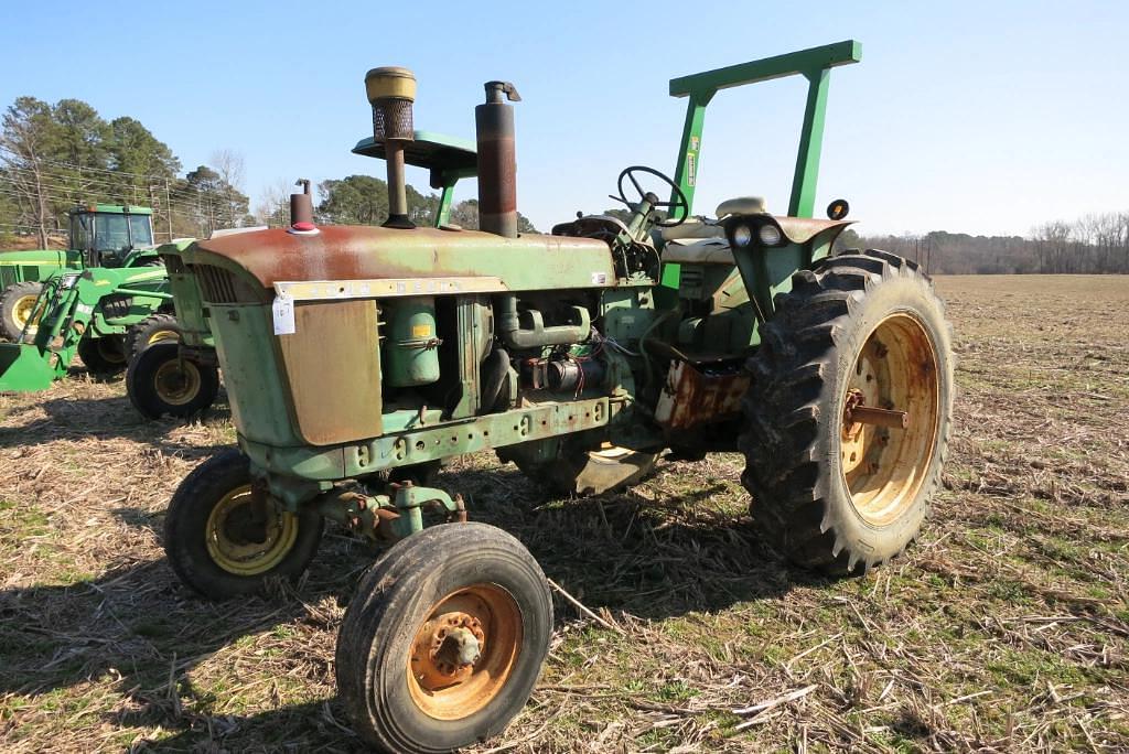 Image of John Deere 3020 Primary image