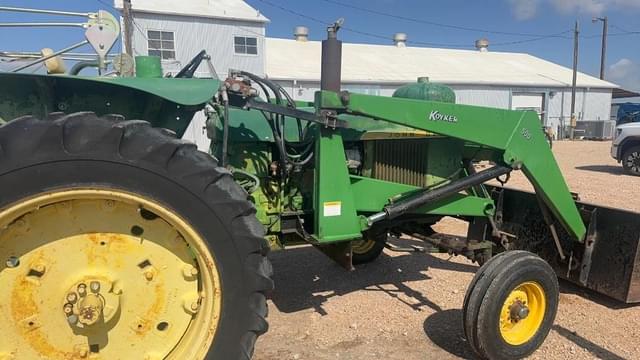Image of John Deere 3020 equipment image 3