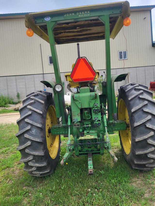 Image of John Deere 3020 equipment image 3
