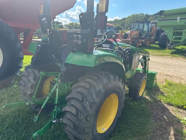 Image of John Deere 3025D equipment image 4