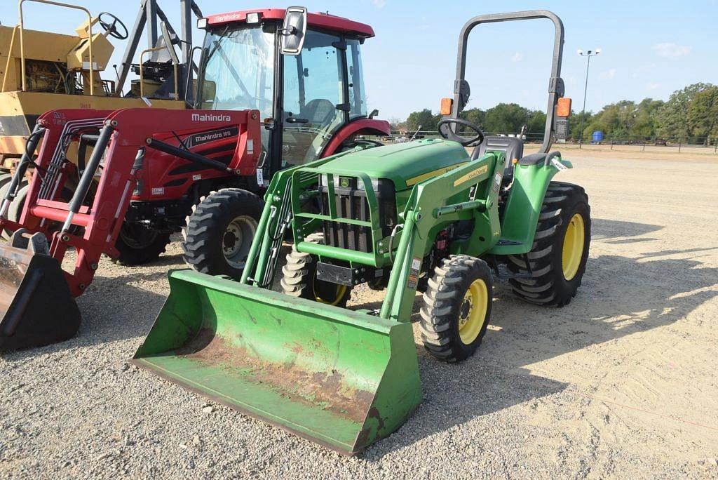 Image of John Deere 3025E Primary image