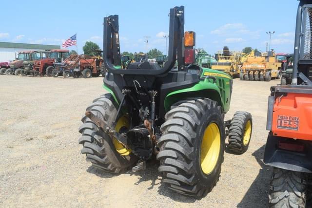 Image of John Deere 3025E equipment image 2