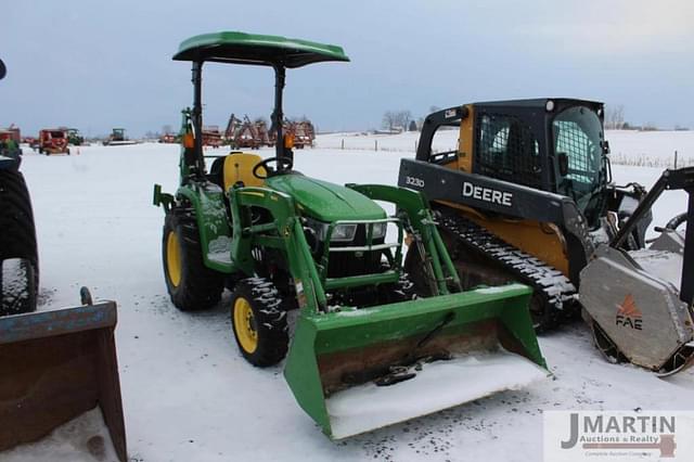 Image of John Deere 3032E equipment image 1