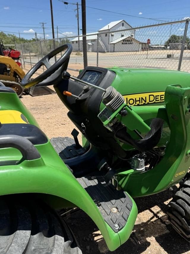 Image of John Deere 3032E equipment image 3