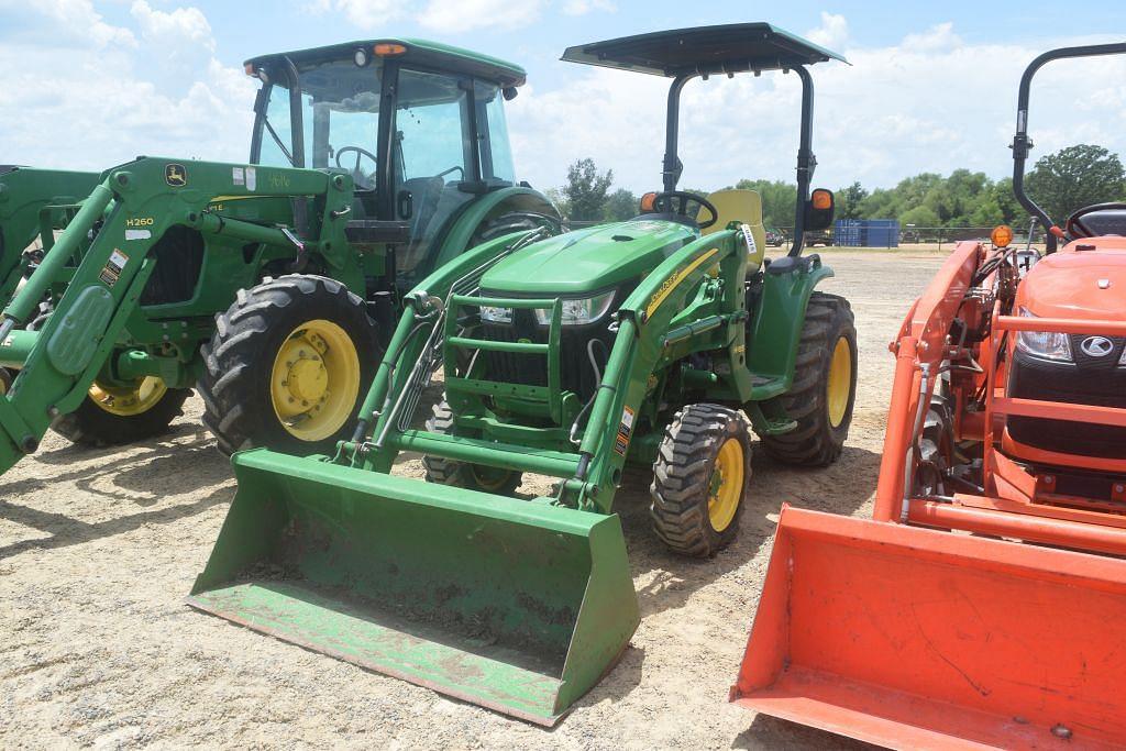 Image of John Deere 3033R Primary image