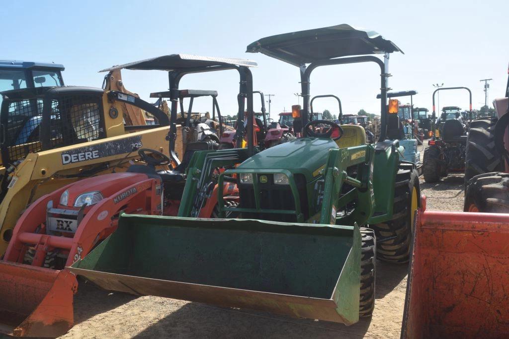 Image of John Deere 3038E Primary image