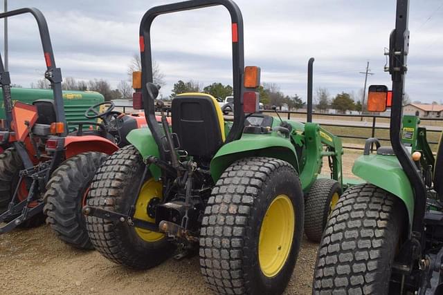 Image of John Deere 3038E equipment image 2