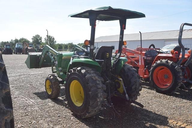 Image of John Deere 3038E equipment image 1