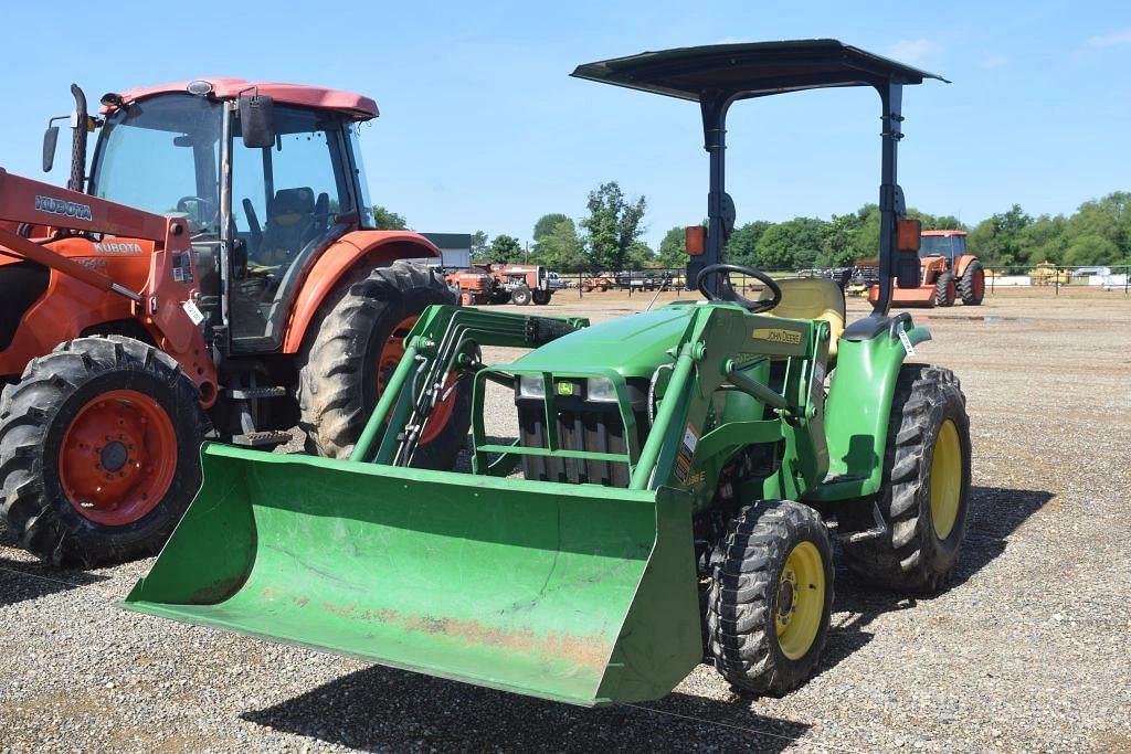 Image of John Deere 3038E Primary image