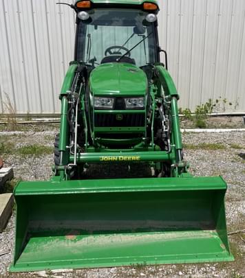 Main image John Deere 3039R