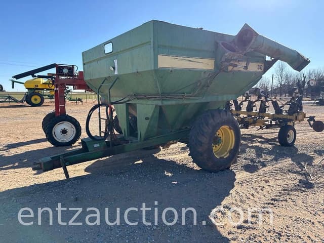 Image of John Deere 310 equipment image 2