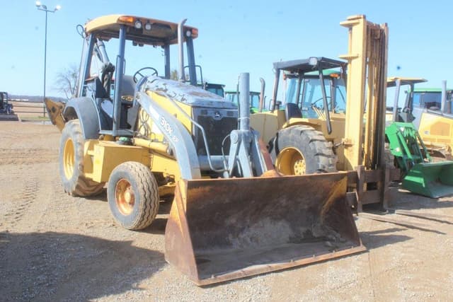 Image of John Deere 310K EP equipment image 4