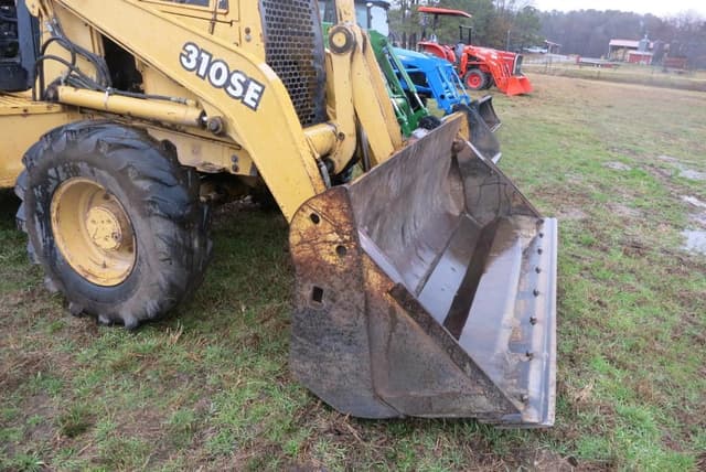 Image of John Deere 310SE equipment image 4