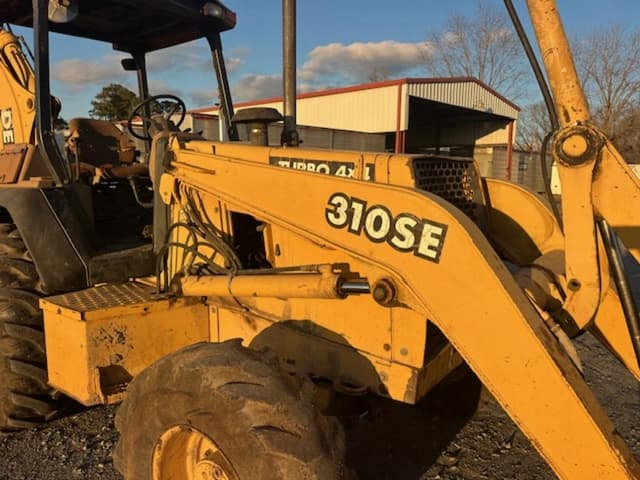 Image of John Deere 310SE equipment image 4