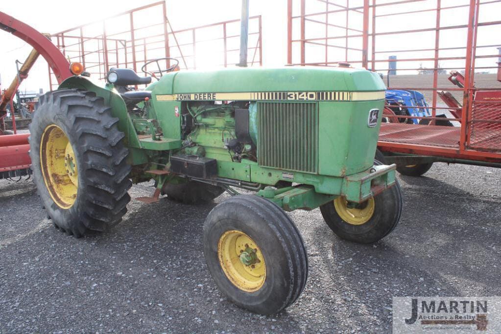 Main image John Deere 3140