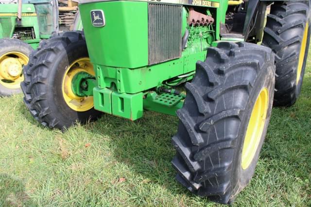 Image of John Deere 3150 equipment image 4