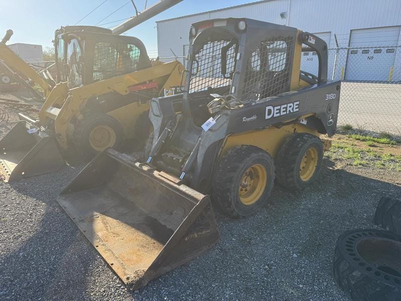 John Deere 318D Equipment Image0
